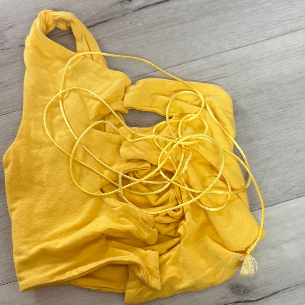 SHEIN Yellow Ruched Cut Out Tank Top
